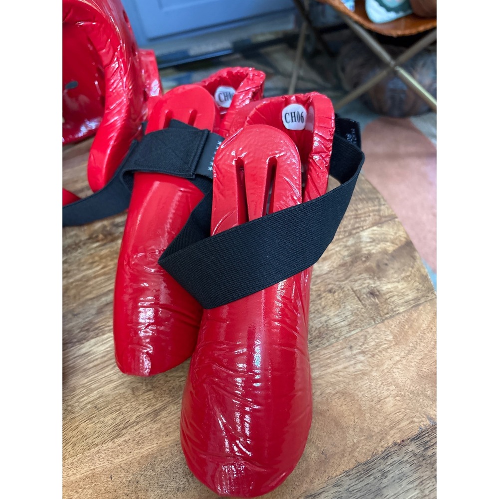 Tiger Claw Red Martial Arts Sparring Gear Set Kids Head Guard Gloves Boots CH06 - Picture 3 of 7